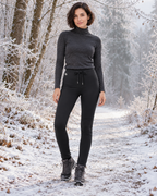 Pantalon droit et chauffant pour femme — porté en situation