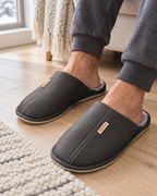 Chaussons chauffants USB pour hommes — porté en situation