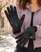 Gants chauds de vélo coupe-vent et hydrofuge pour hommes et femmes — porté en situation