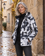 Veste chauffante vieux campeur — porté en situation